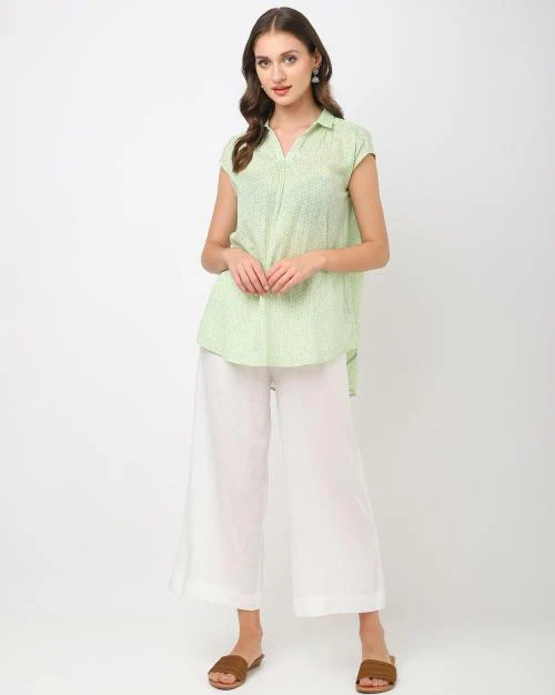 Printed Top with Extended Sleeves