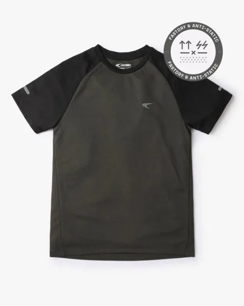 Round-Neck T-Shirt with Raglan Sleeves