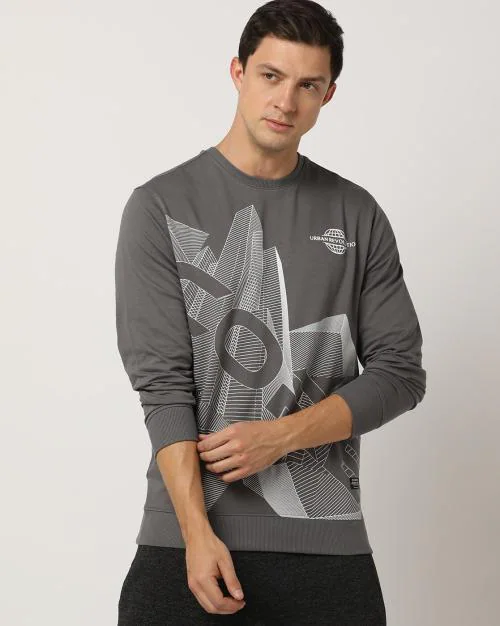 Graphic Print Slim Fit Sweatshirt
