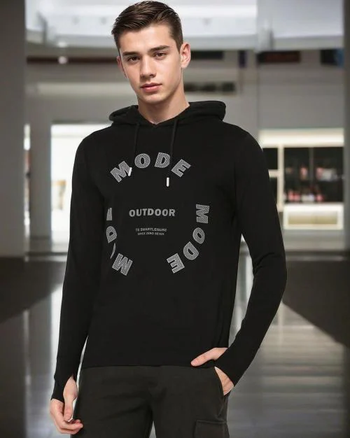 Men Printed Regular Fit Thumbhole Hooded T-Shirt