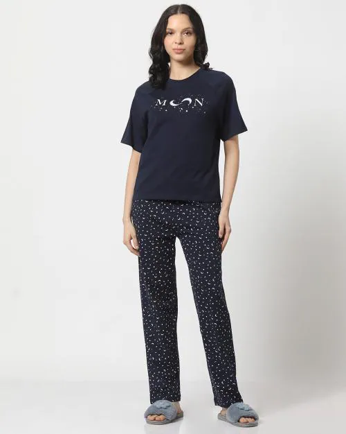 Women Typographic Print T-Shirt & Pyjamas Set