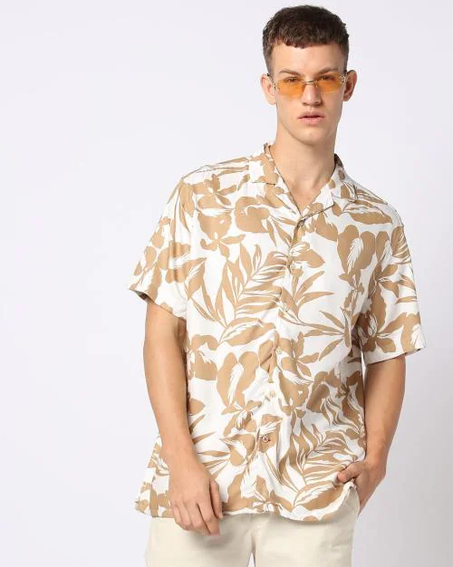 Men Tropical Print Regular Fit Shirt