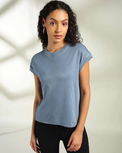 Women Relaxed Fit Crew-Neck T-Shirt with Batwing Sleeves