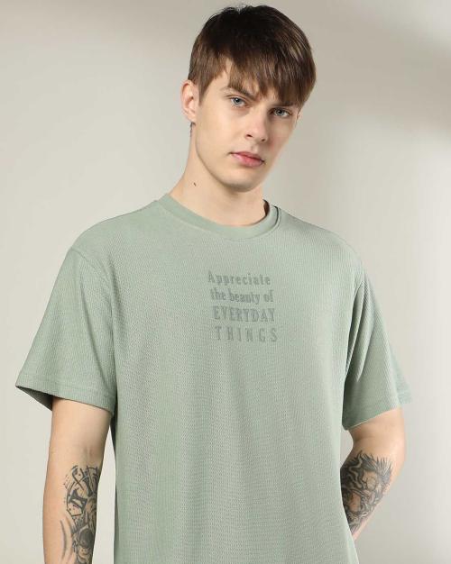 Men Embossed Regular Fit Crew-Neck T-Shirt