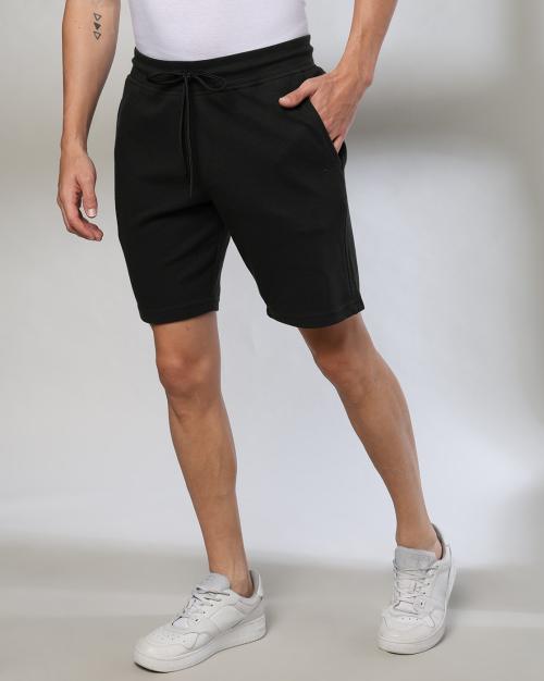 Men Regular Fit Shorts with Drawstring Waist