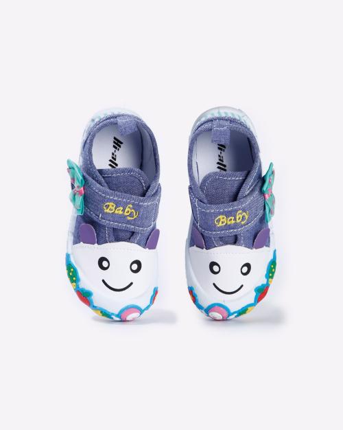 Low-Top Shoes with Overlay & Applique