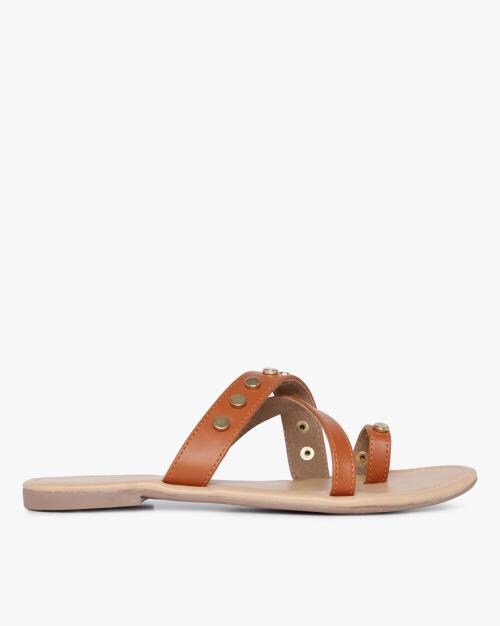 Flat Sandals with Criss-Cross Straps