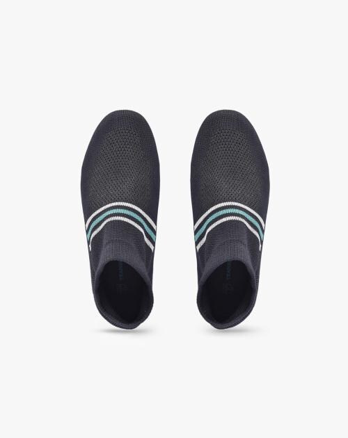 Kids Textured Slip-On Shoes