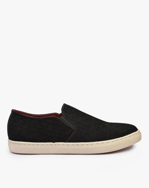 textured slip on shoes