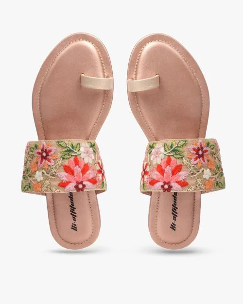 Toe-Ring Flat Sandals