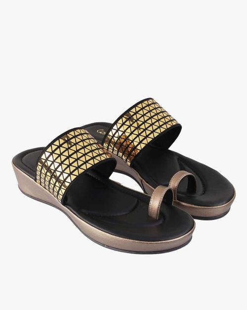 Embellished Toe-Ring Sandals