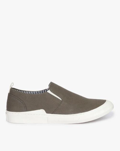 Slip-On Casual Shoes