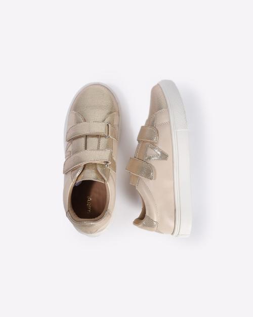 Sneakers with Velcro Closure