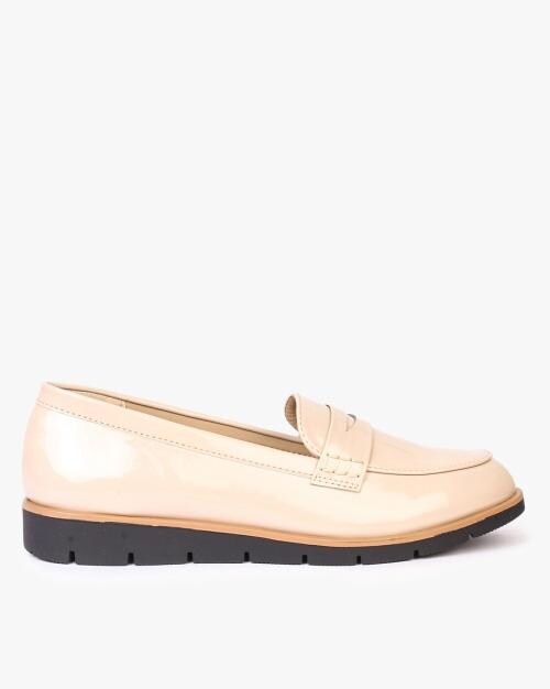 pointed toe penny loafers