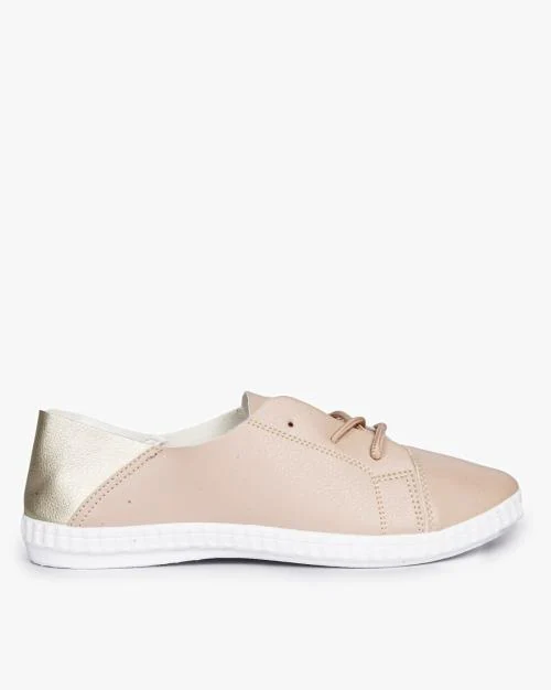 Low-Top Lace-Up Casual Shoes