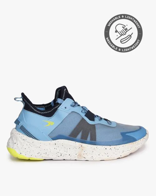 low top running shoes