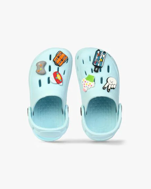 Round-Toe Clogs with Appliques