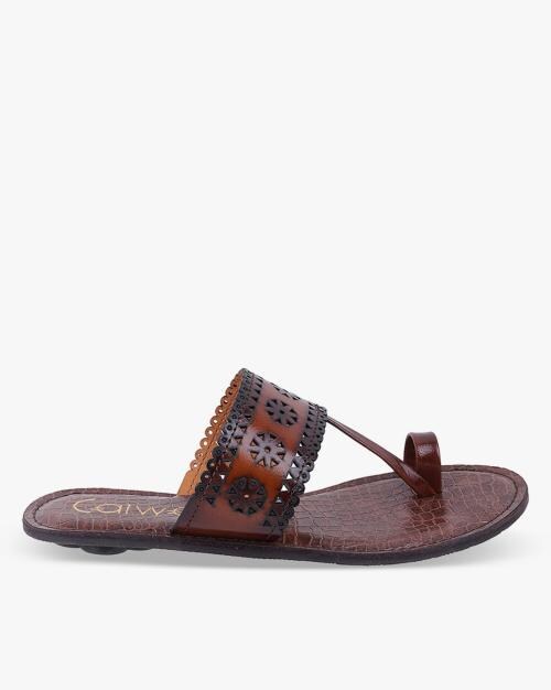 Women Toe-Ring Flat Sandals