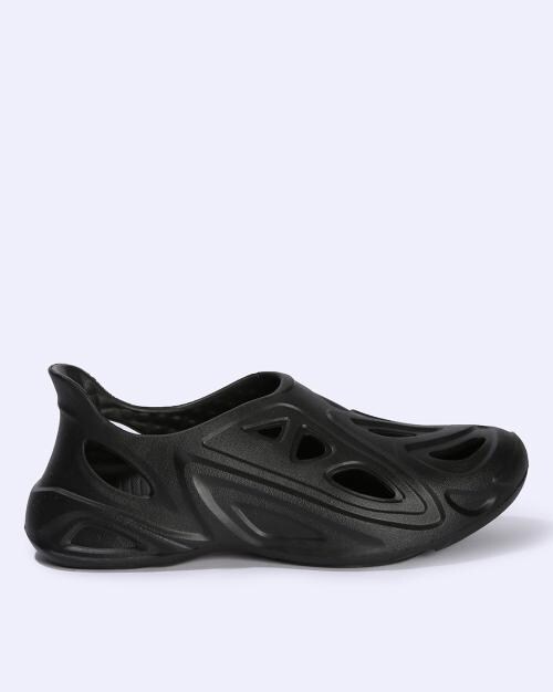 Men Slip-On Clog Shoes with Cutouts