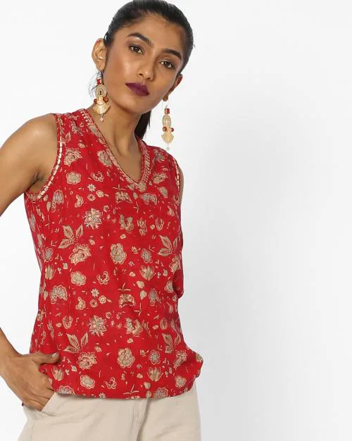 Floral Print Sleeveless Top