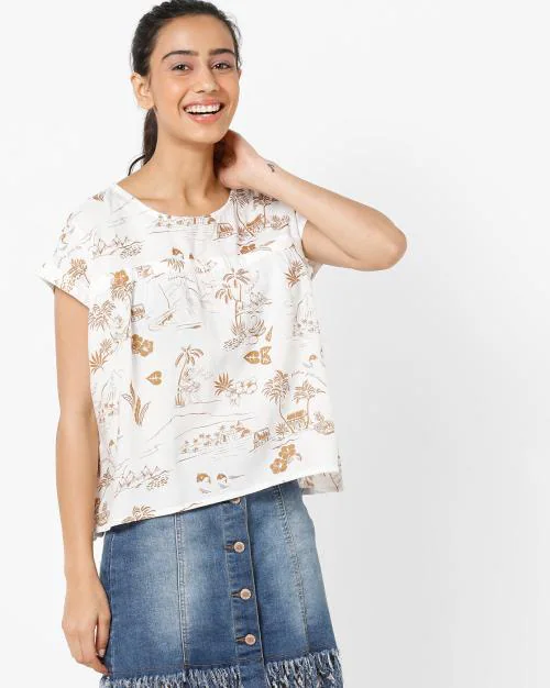 Printed Boxy Top with Curved Hemline