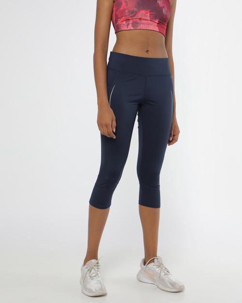 Women Mid-Rise Capris with Elasticated Waistband