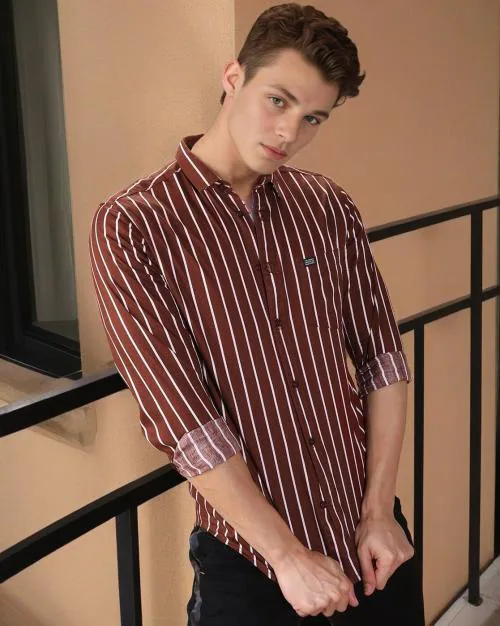 Men Striped Slim Fit Shirt with Patch Pocket
