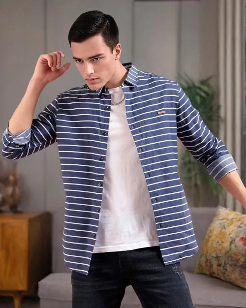 Men Striped Slim Fit Shirt with Patch Pocket