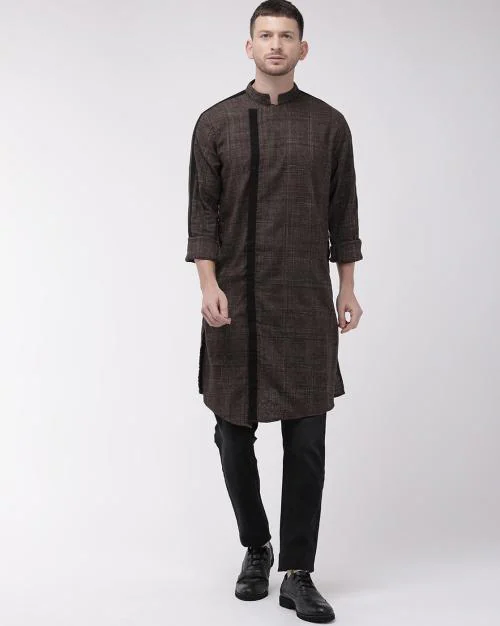 Textured Slim Fit Kurta with Mandarin Collar