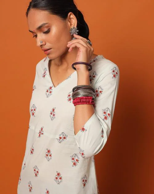 Women Printed Straight Kurta with Insert Pocket
