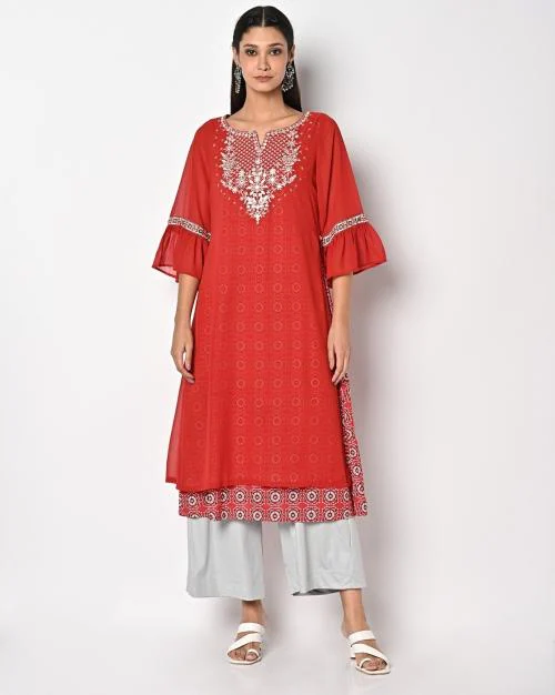Floral Embroidered A-line Kurta with Printed Inner Slip