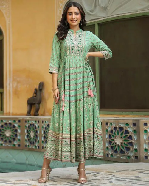 Women Floral Embroidered Fit & Flare Maxi Dress