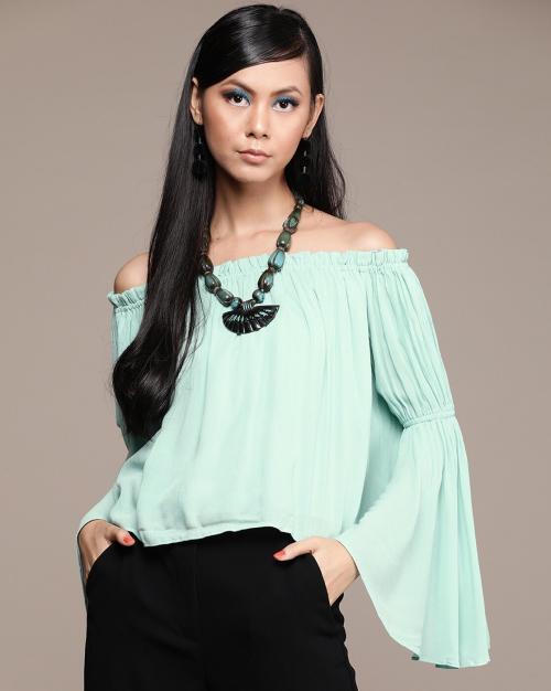 Fitted Off-Shoulder Ruffle Top