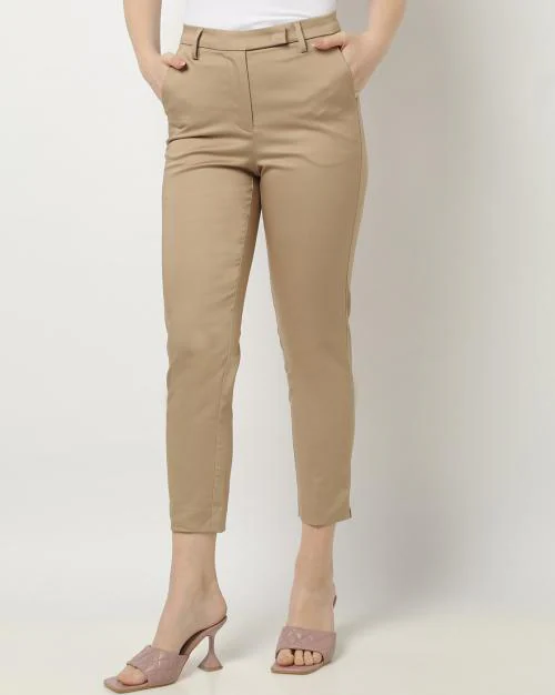 High-Rise Slim Fit Capris