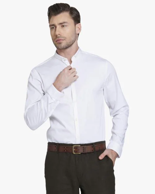 Slim Fit Cutaway-Collar Shirt