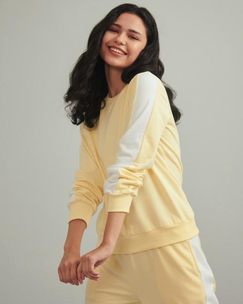 Round-Neck Sweatshirt with Contrast Taping