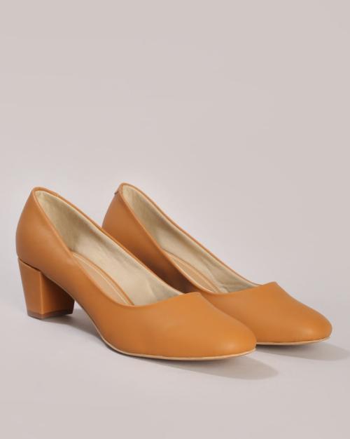 Women Round-Toe Pumps