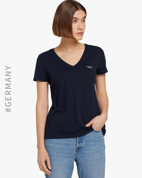 Slim Fit V-neck T-shirt