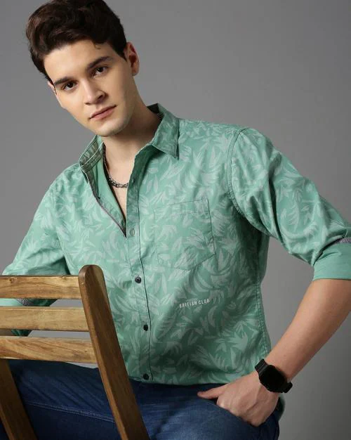 Leaf Print Slim Shirt with Patch Pocket