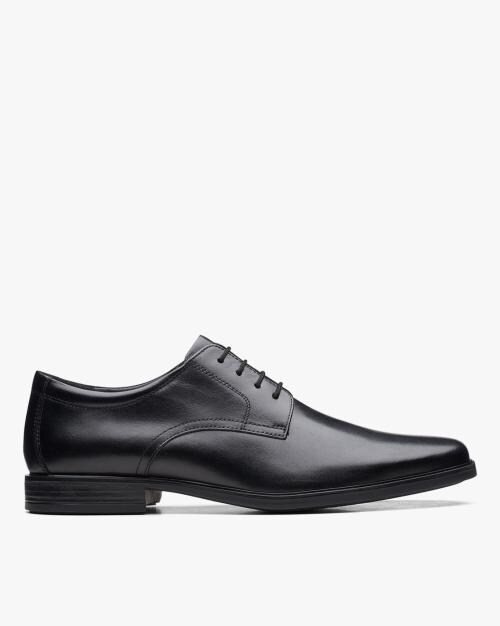 Round-Toe Derby Shoes