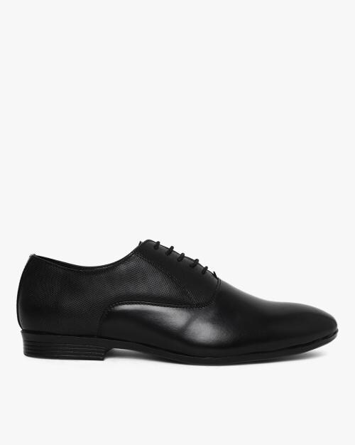 Almond-Toe Oxford Shoes