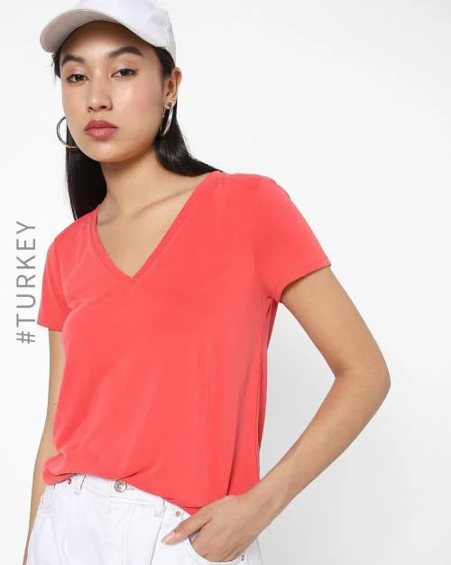 Loose Fit V-neck T-shirt