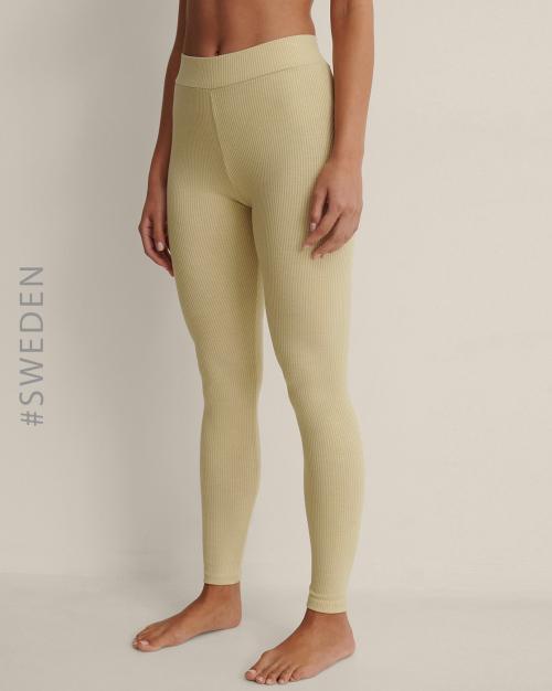Ribbed High-Rise Leggings
