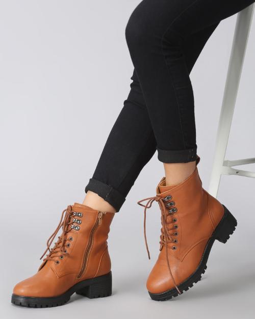 Ankle-Length Boots with Zip Closure