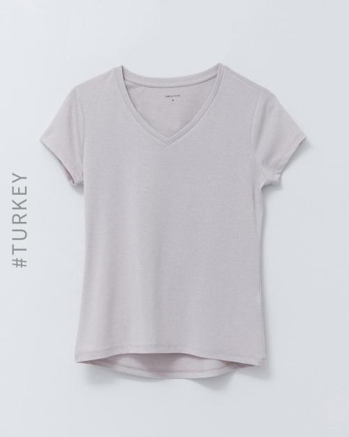 V-neck T-shirt with Curved Hemline