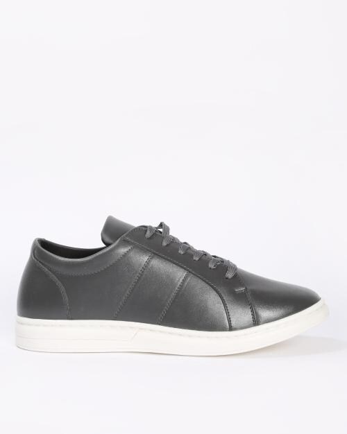 Low- Top Lace-Up Casual Shoes