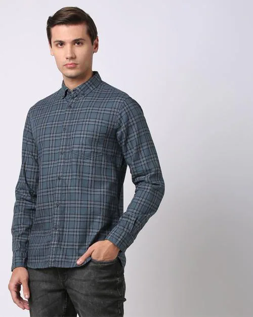 Men Printed Slim Fit Shirt with Patch Pocket