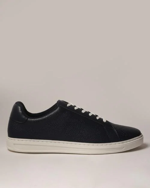 Men Croc-Embossed Lace-Up Sneakers