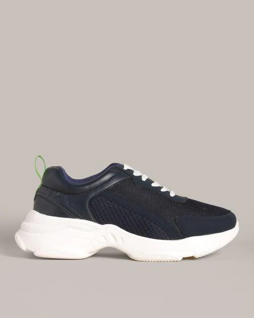 Men Low-Top Lace-Up Sneakers