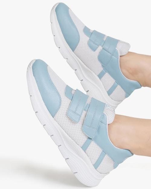 Women Panelled Low-Top Sneakers with Velcro Closure